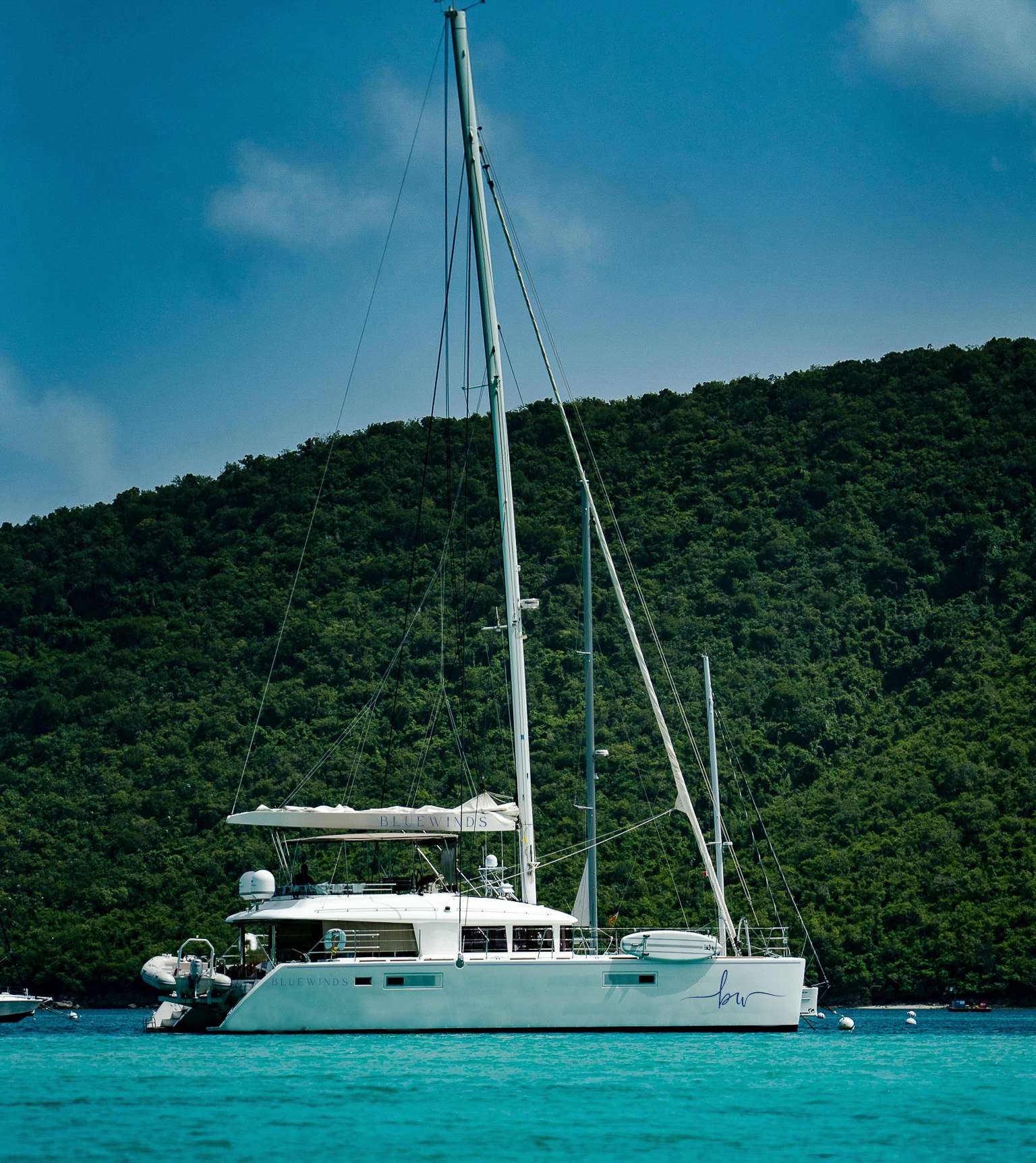 Bluewinds Crewed Lagoon 560 at Anchor in the USVI