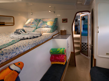 Breanker Crewed Yacht Charter en Suite Queen Cabin