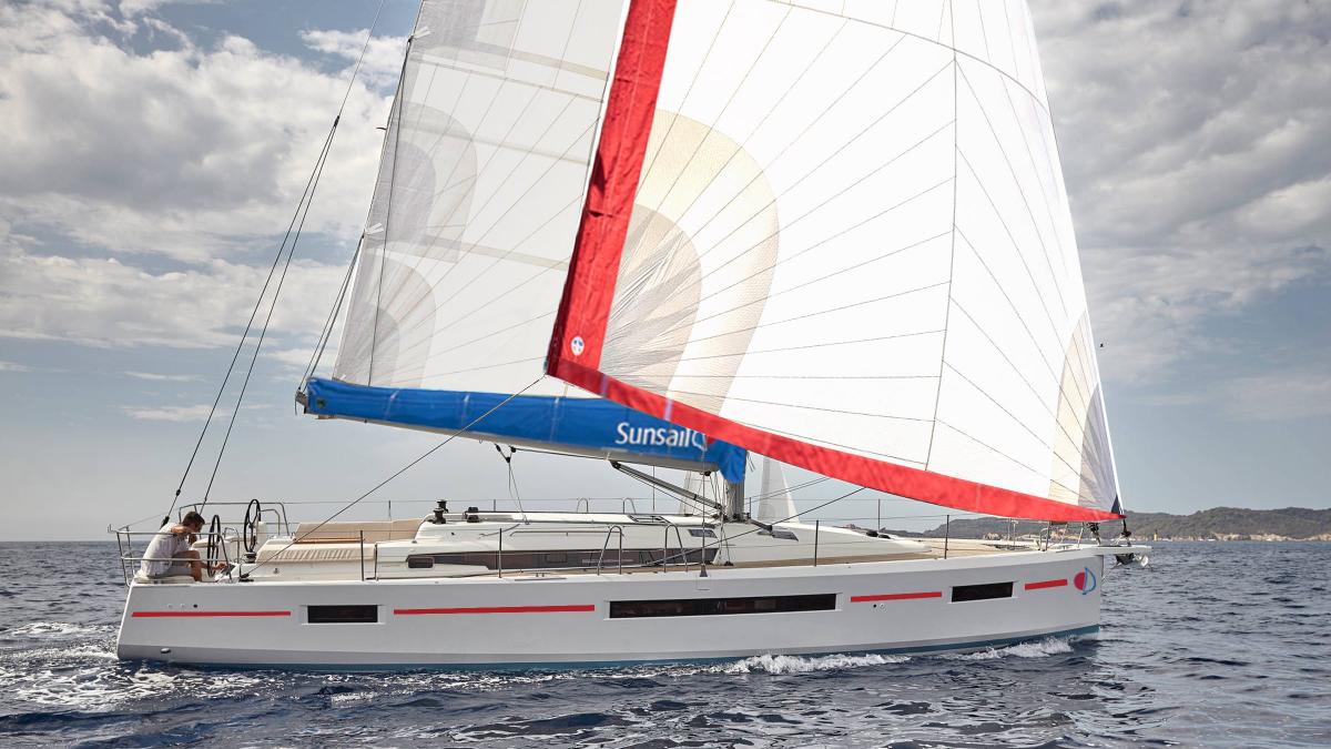 Sun Odyssey 490 Classic Monohull in Procida