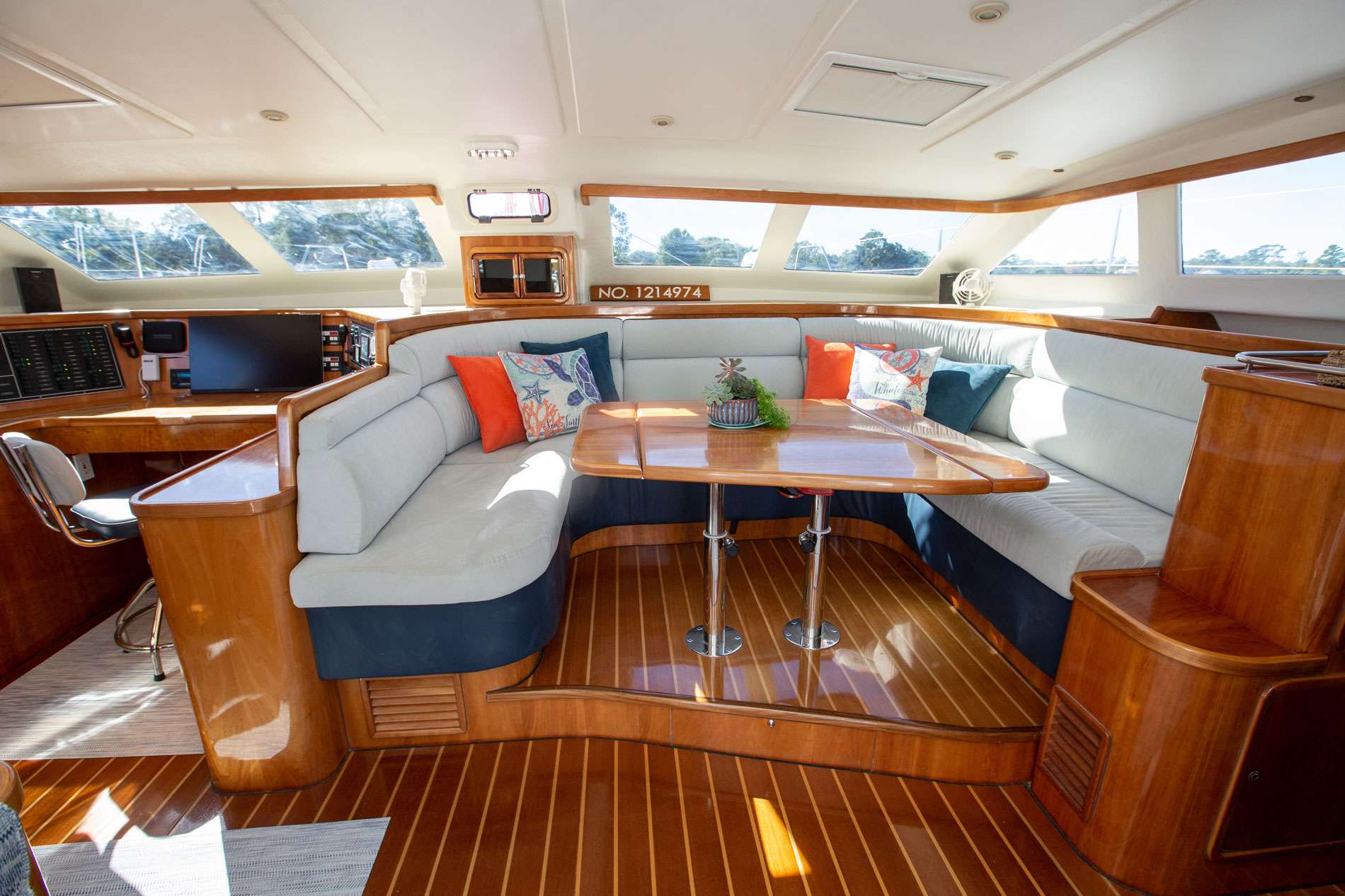 Tahina Crewed Yacht Charter Salon