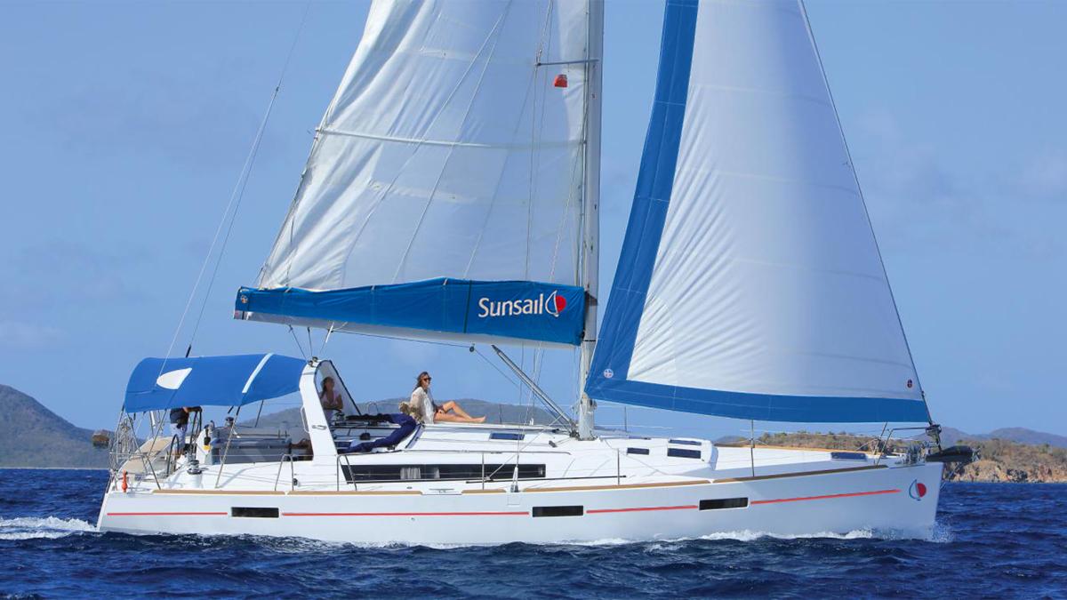 Sunsail 45.4 Classic Monohull in Procida