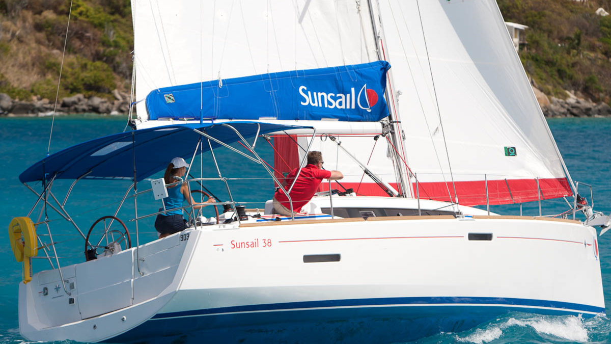 Sunsail 38 Classic Monohull in Lefkas