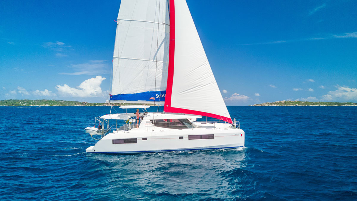Sunsail 454 Classic Catamaran in Antigua