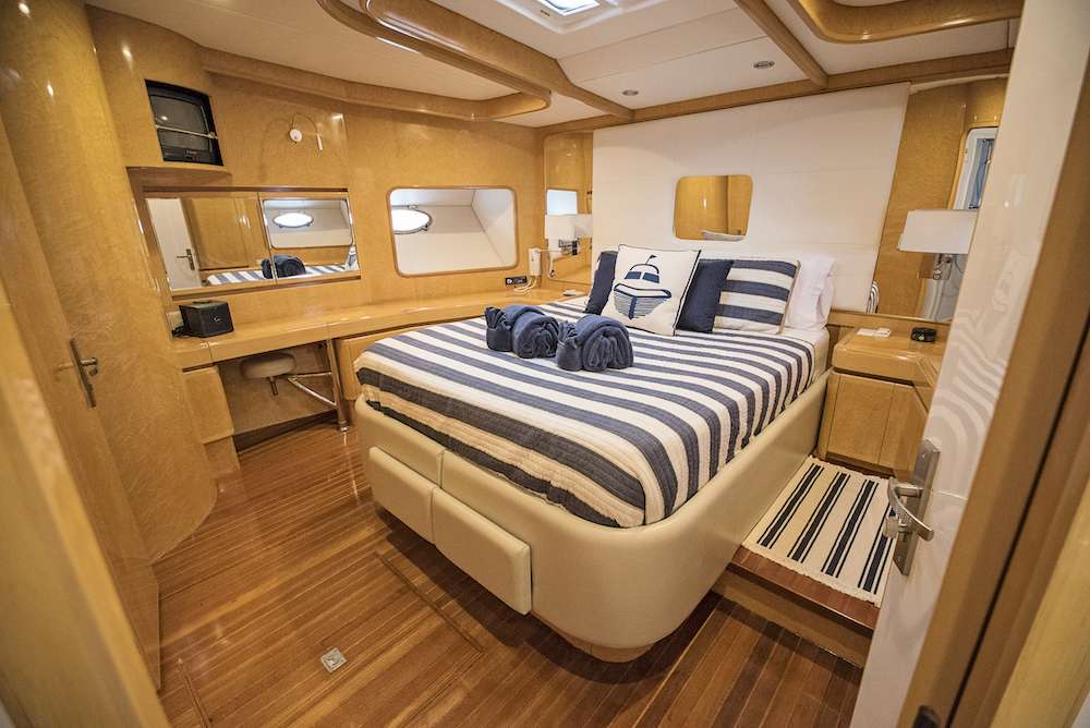 Cool Breeze Crewed Yacht Master Stateroom