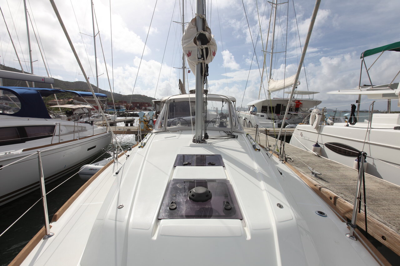 BVI Yacht Charters Oceanis 35.1 Cozmo Bareboat in the BVI Foredeck View