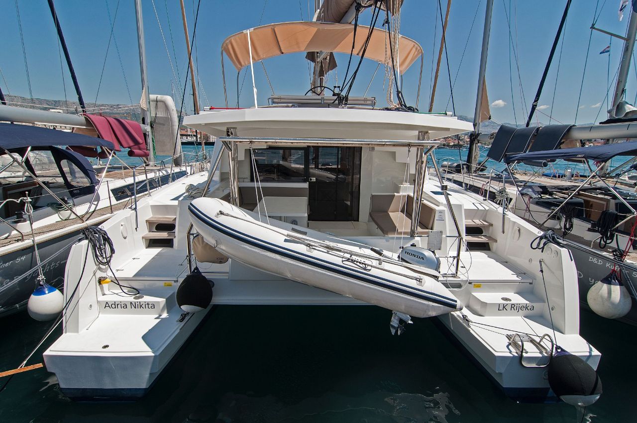 Bali 4.5 Catamaran Adria Nikita in Croatia