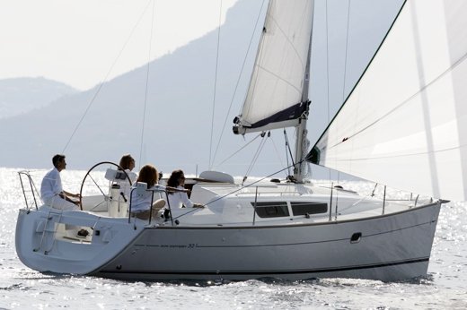 Sun Odyssey 32i Monohull Regina IV in Greece