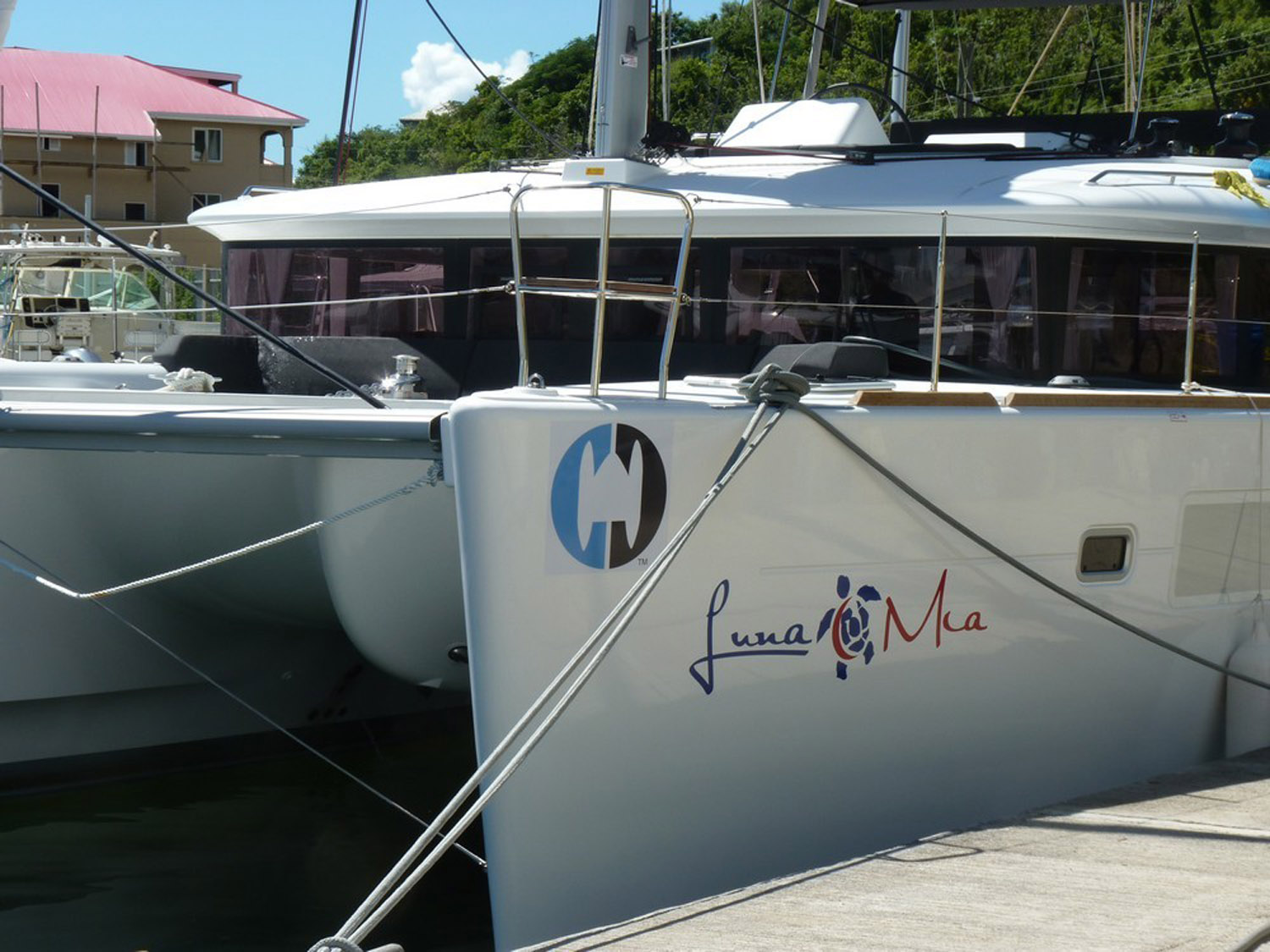 Lagoon 450 Catamaran Luna Mia in the BVI