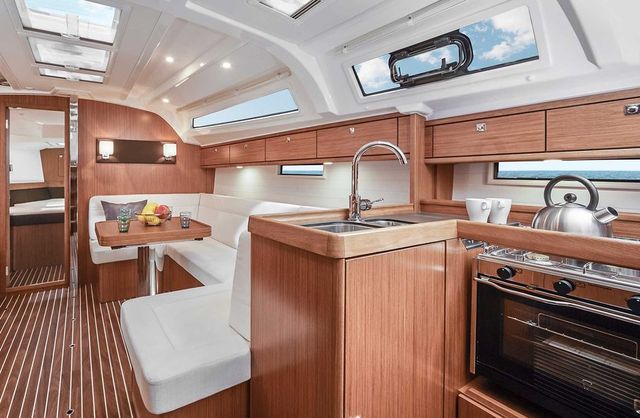 Bavaria Cruiser 41 - 3 cab. Image 6