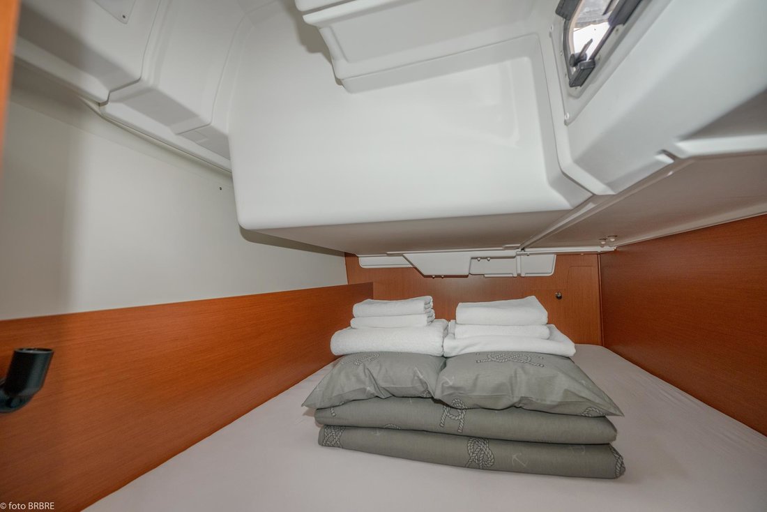 Sun Odyssey 349 Image 24