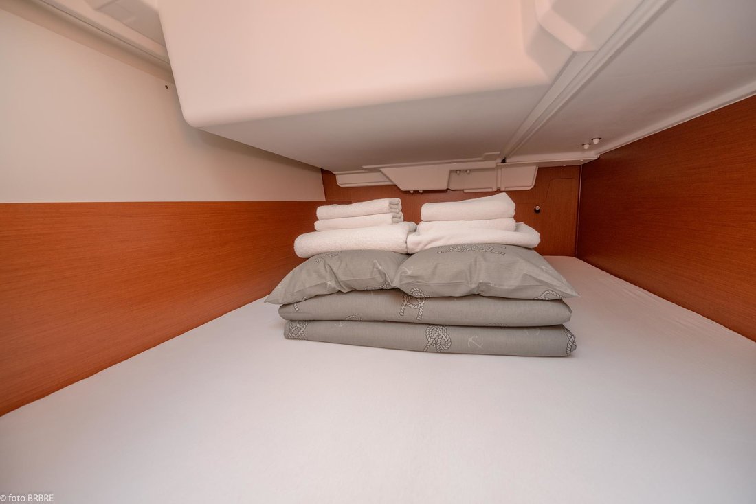 Sun Odyssey 349 Image 26