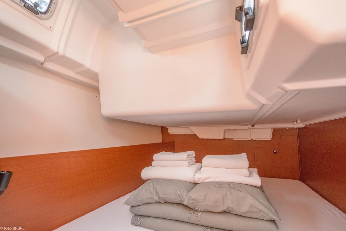 Sun Odyssey 349 Image 27