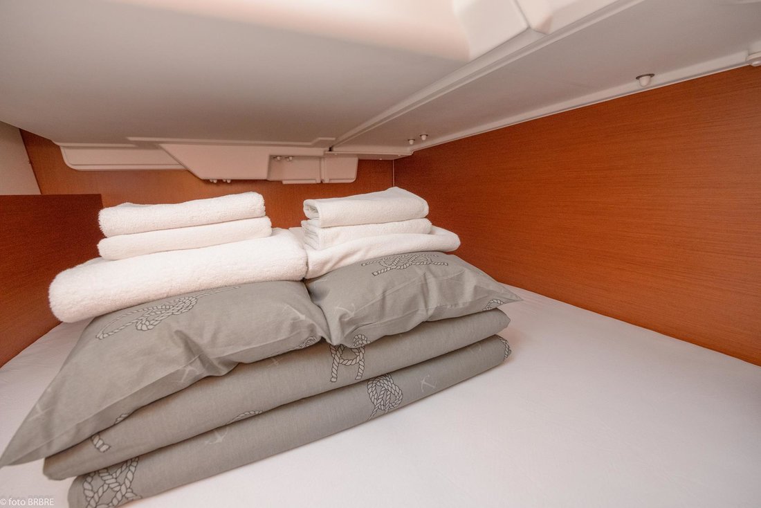 Sun Odyssey 349 Image 28