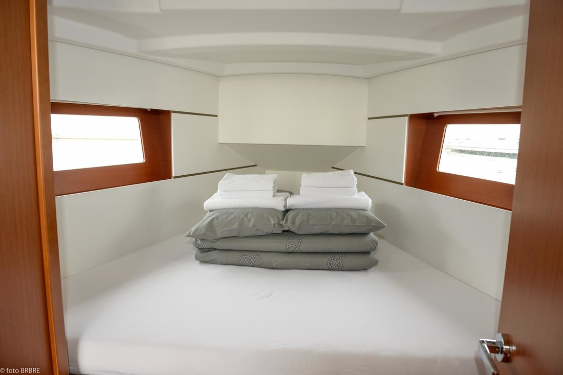 Sun Odyssey 349 Image 22