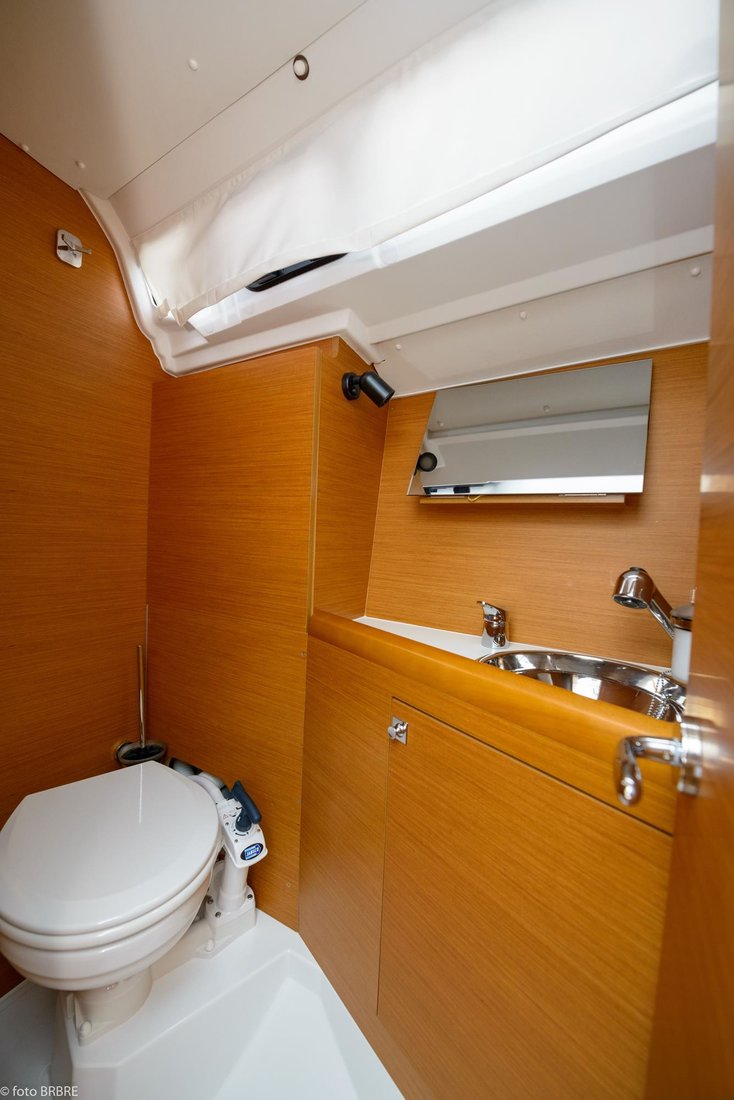 Sun Odyssey 349 Image 32