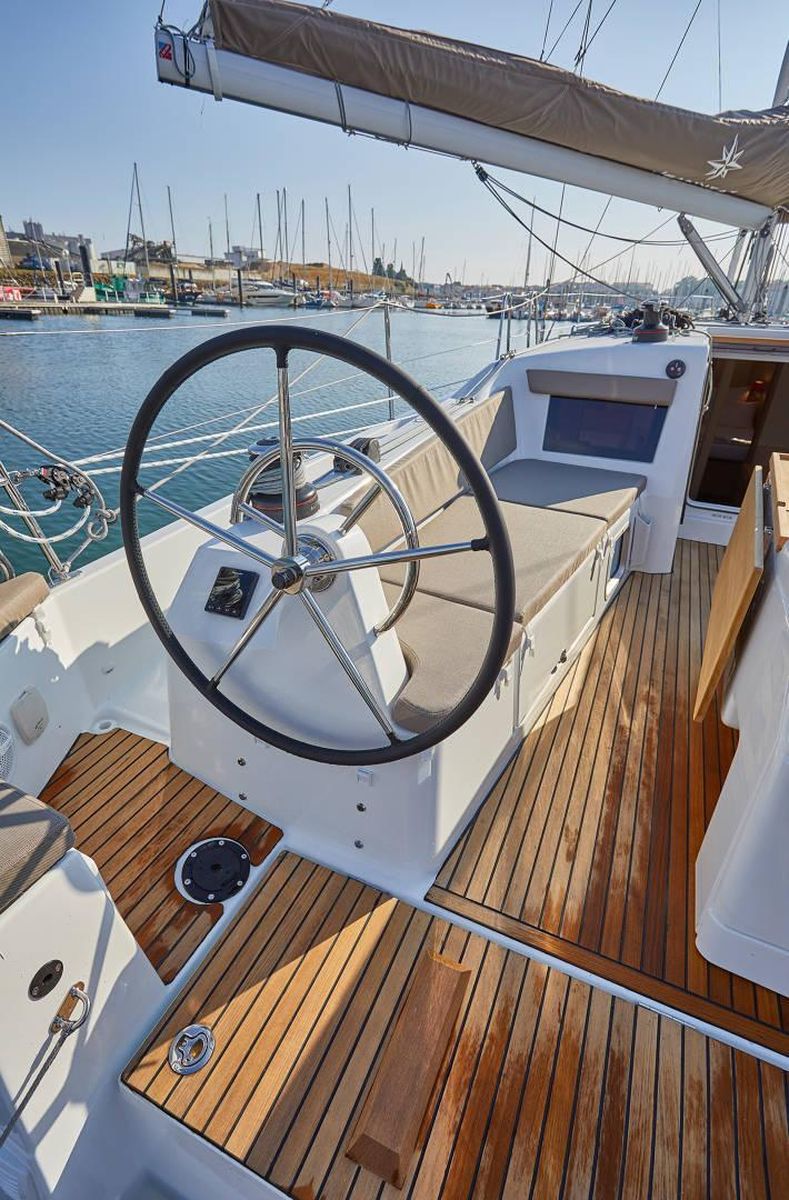 Sun Odyssey 410 - 3 cab. Image 7