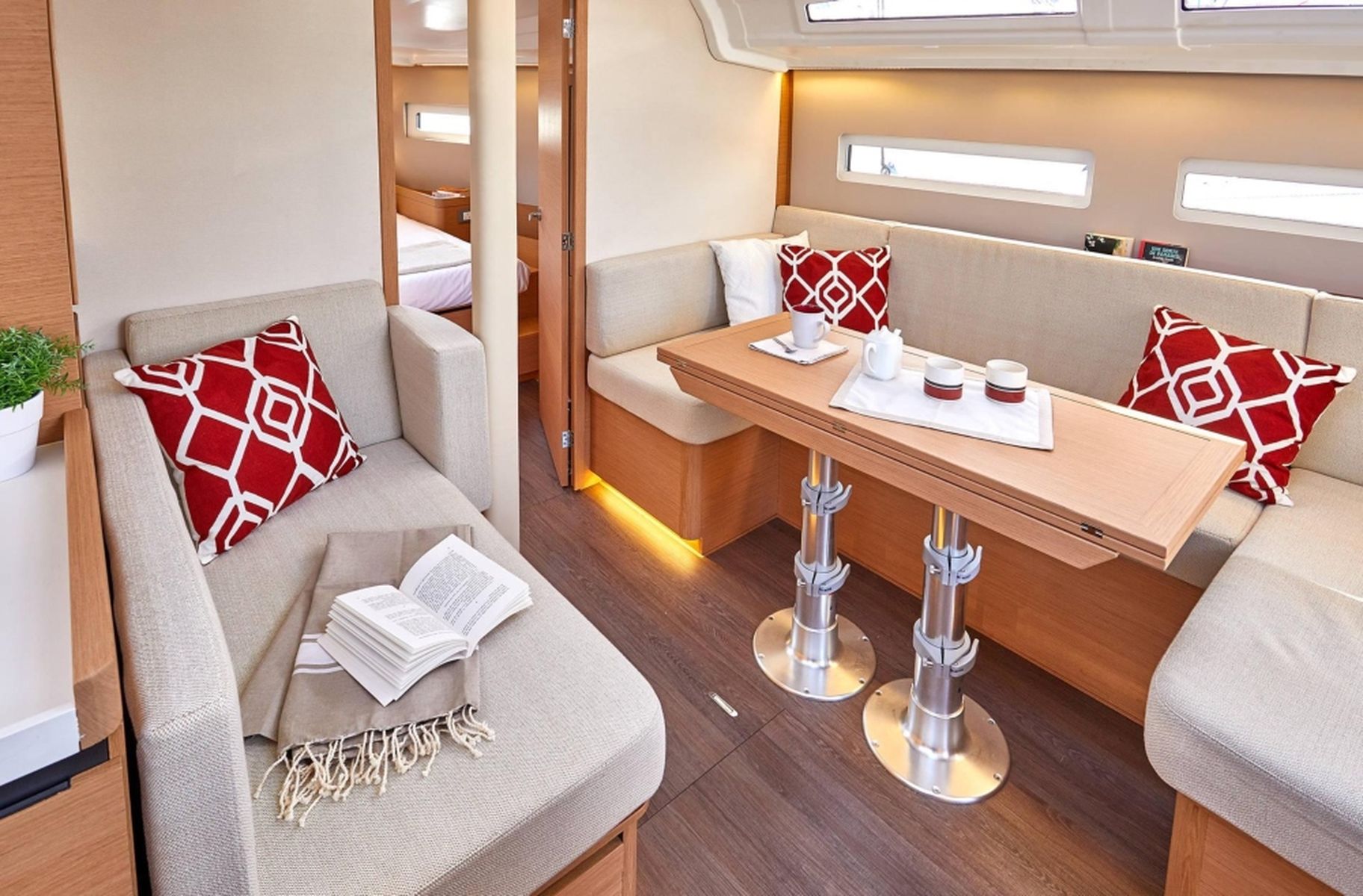 Sun Odyssey 410 - 3 cab. Image 10