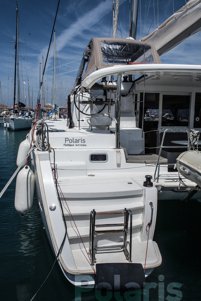 Istion Yachting Lagoon 400 S2 Vicky Catamaran in Lefkas