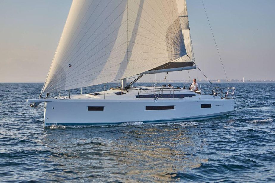 Istion Yachting Sun Odyssey 410 Sea Whisper Monohull in Corfu
