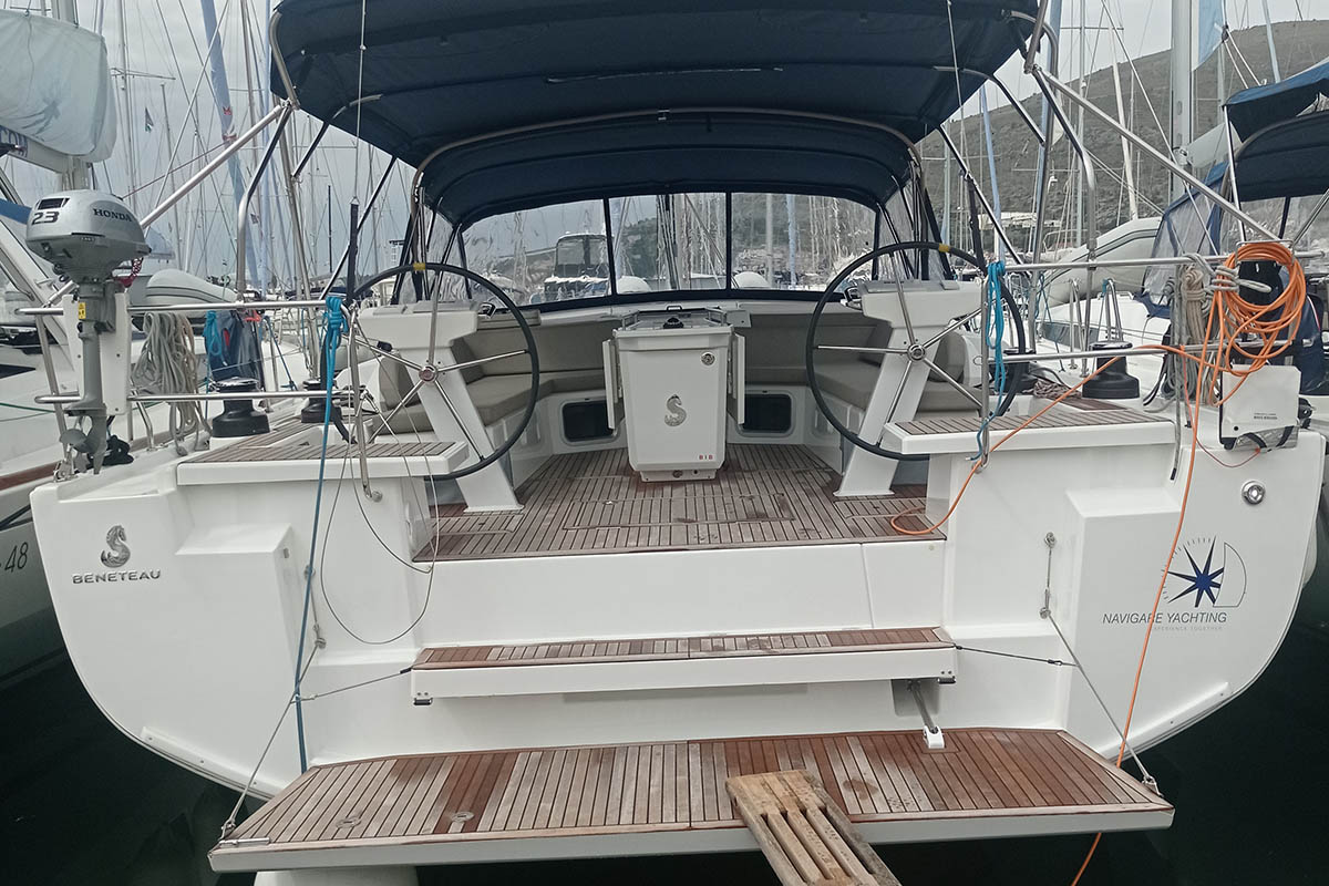 Oceanis 51.1 Catamaran Amallo in Croatia