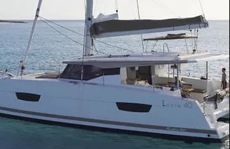 Fountaine Pajot Lucia 40 Happy Ours Catamaran in the USVI