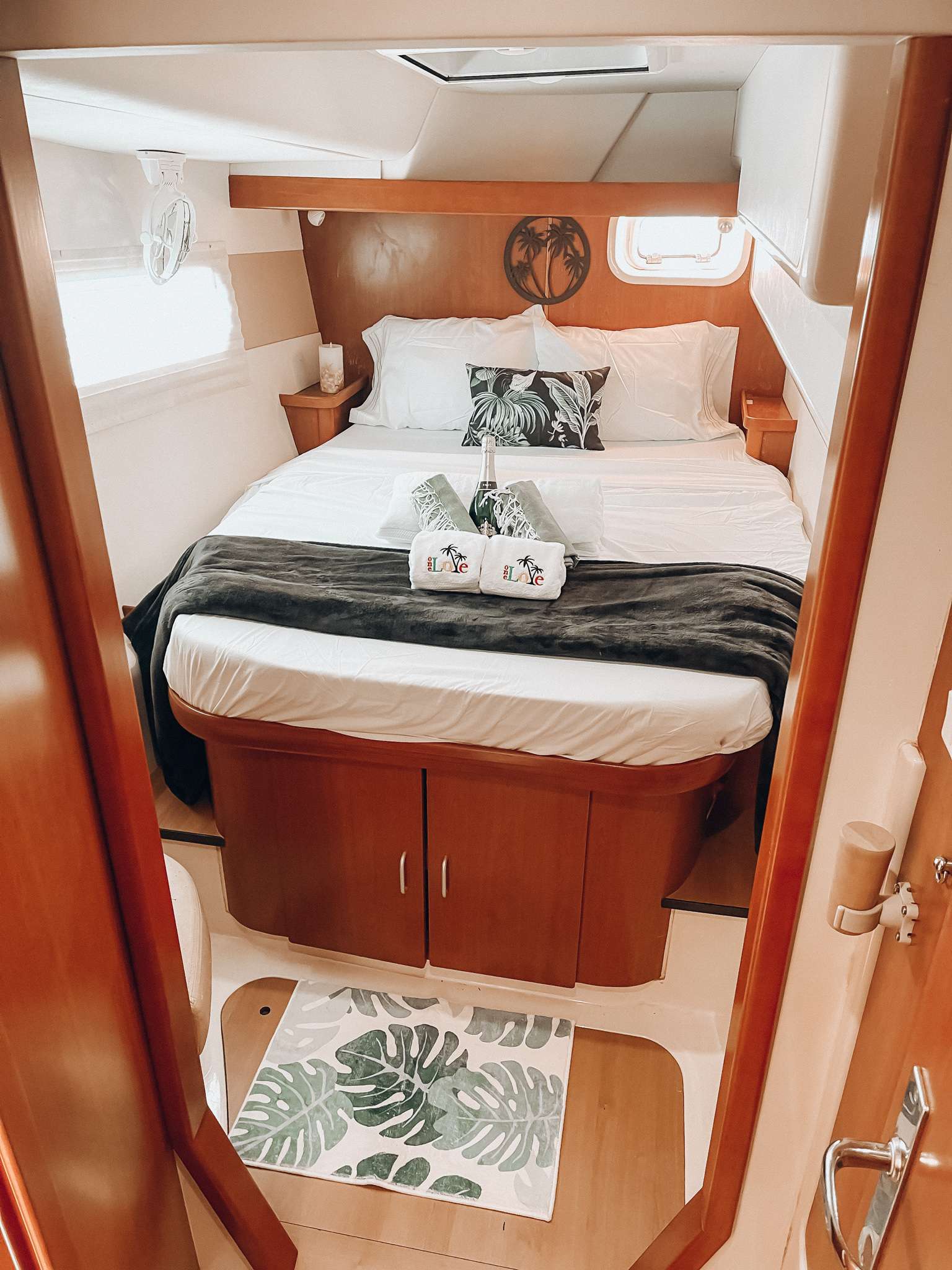 One Love Crewed Catamaran Charter En Suite Queen Guest Cabin