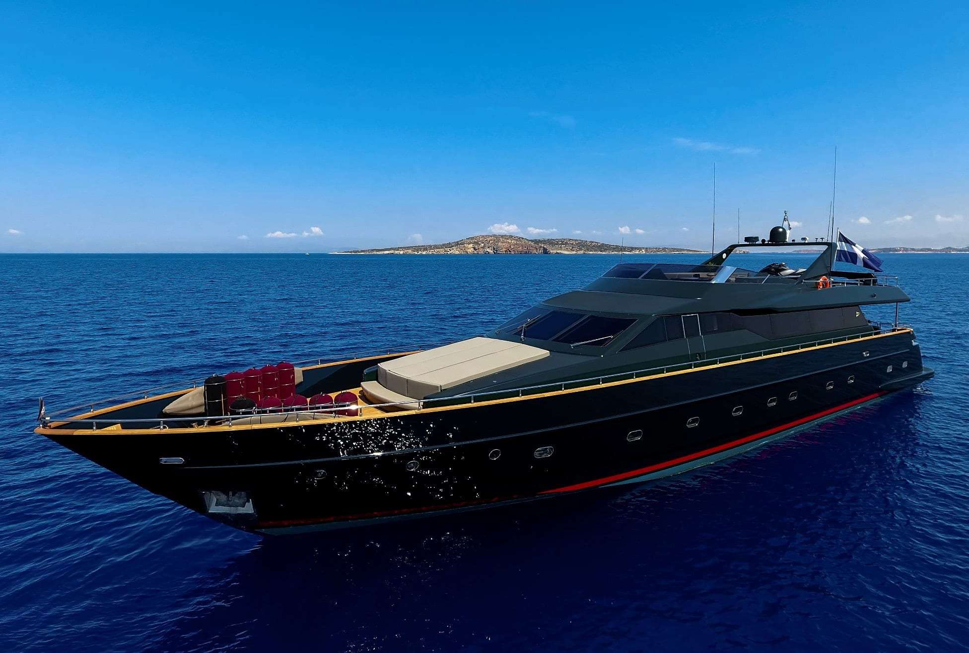 Can't Remember Luxury Tecnomar 116 Yacht Charter Cruising in Greece