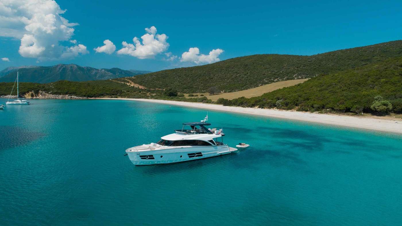 Sir Hendrik Crewed Greenline OceanClass 68 Motoryacht Charter Cruising in Greece