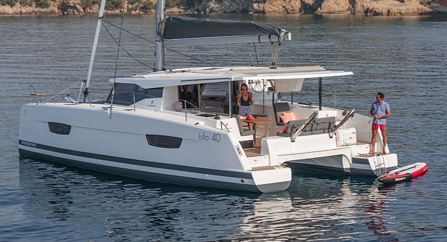 Isla 40 Catamaran Bodhi Quest in the BVI