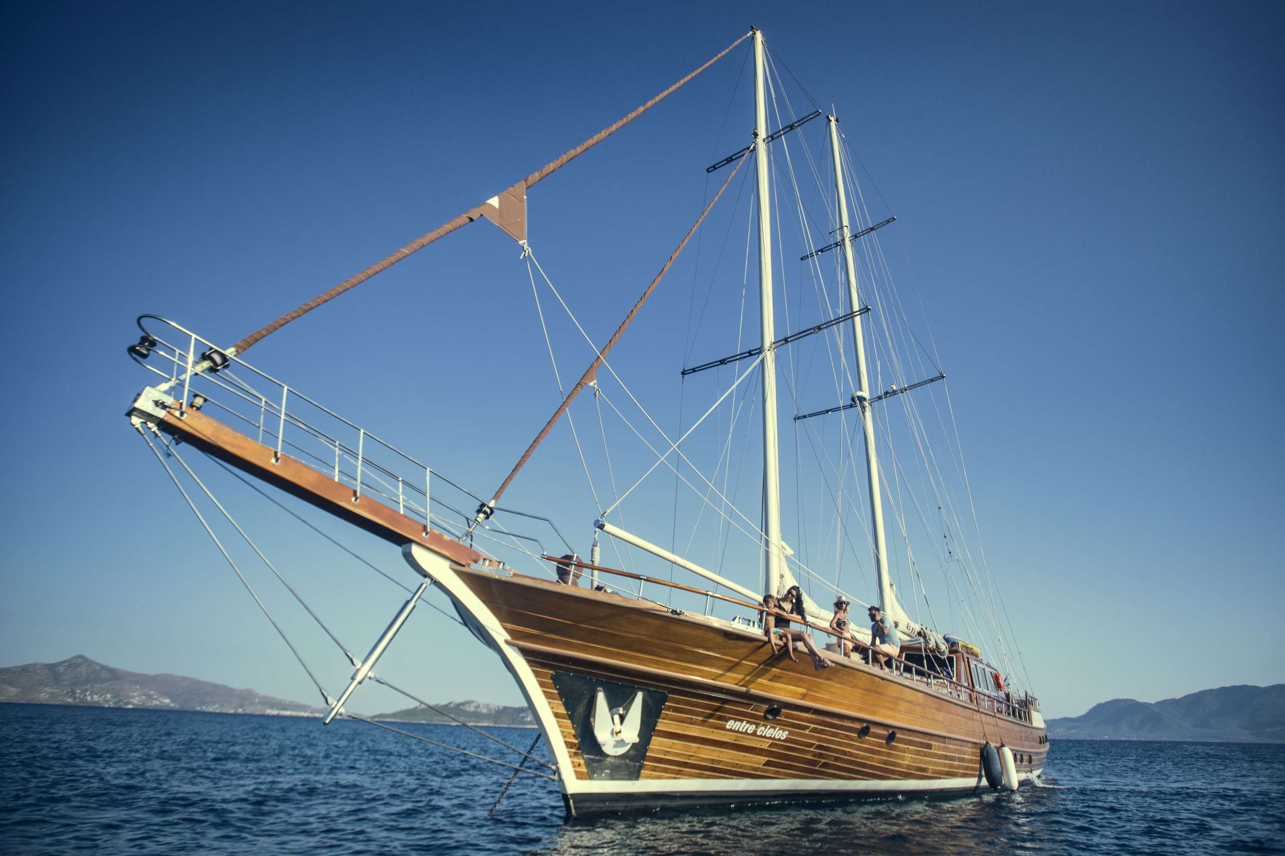 Entre Cielos Crewed Gulet Charter in Greece Sailing in Greece