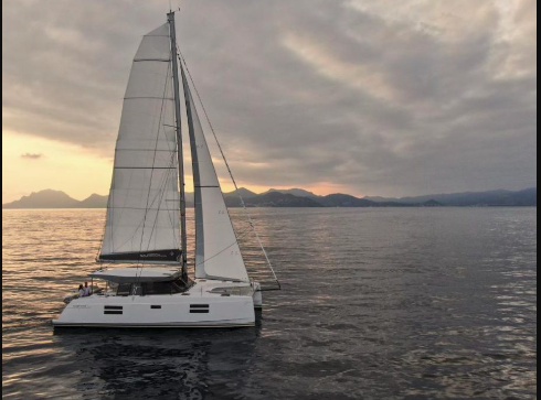 Nautitech 40 Catamaran Untethered in the BVI