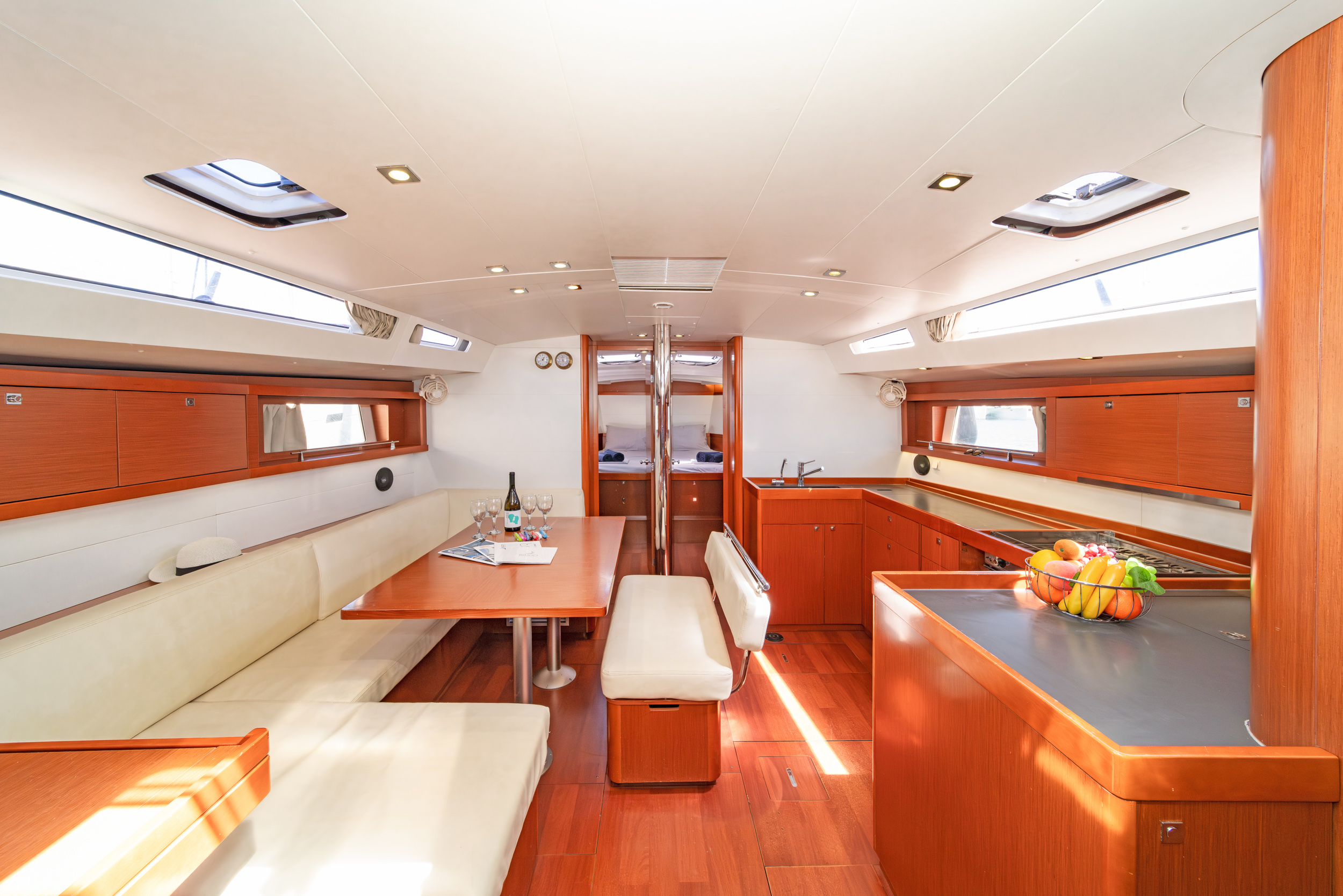 Oceanis 48 - 5 cab. Image 2