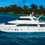 Lexington Crewed Horizon 84 Motoryacht Charter Cruising New England