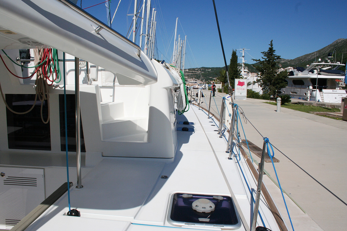 Lagoon 450 F - 4 + 2 cab. Image 4