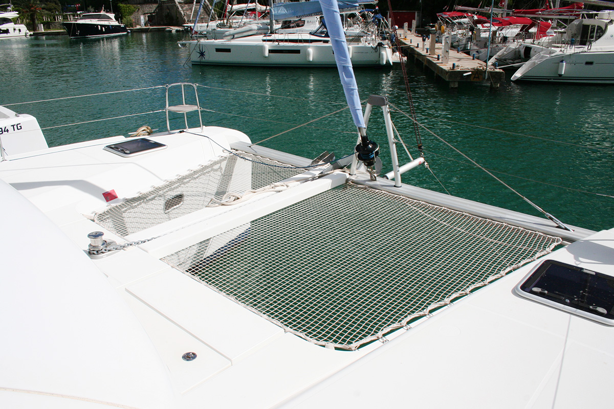 Lagoon 42 - 4 + 2 cab. Image 10