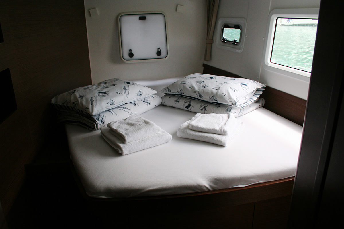 Lagoon 42 - 4 + 2 cab. Image 15