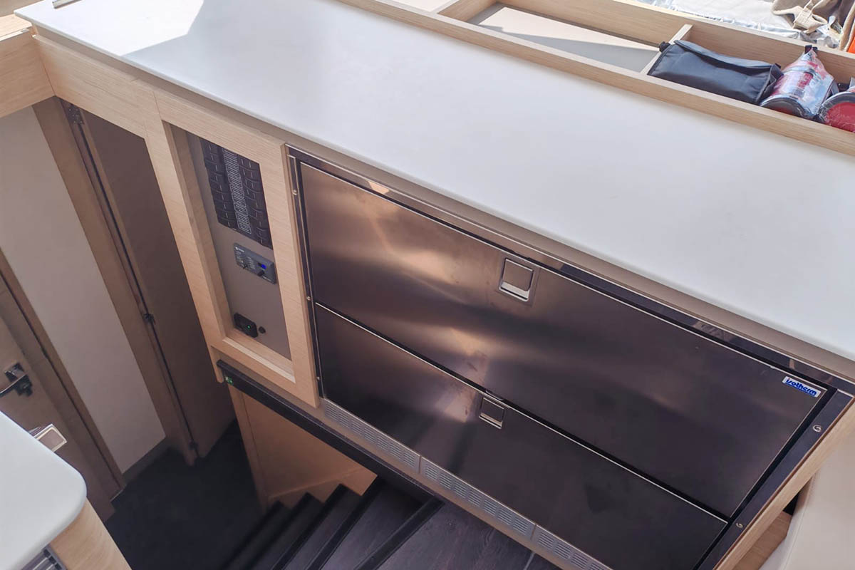 Fountaine Pajot Tanna 47 - 5 + 1 cab. Image 10