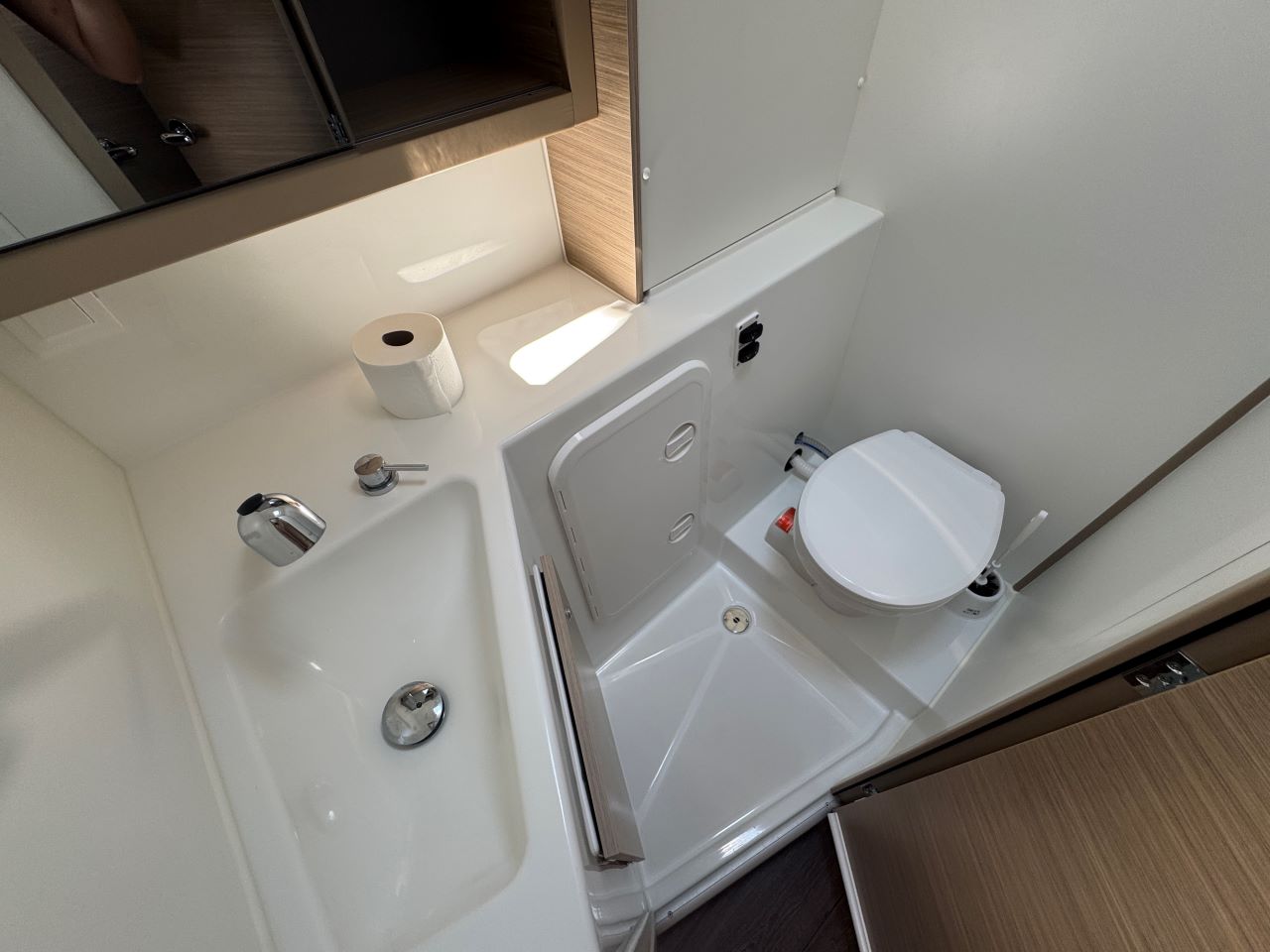 Lagoon 42 - 4 cab. Image 12